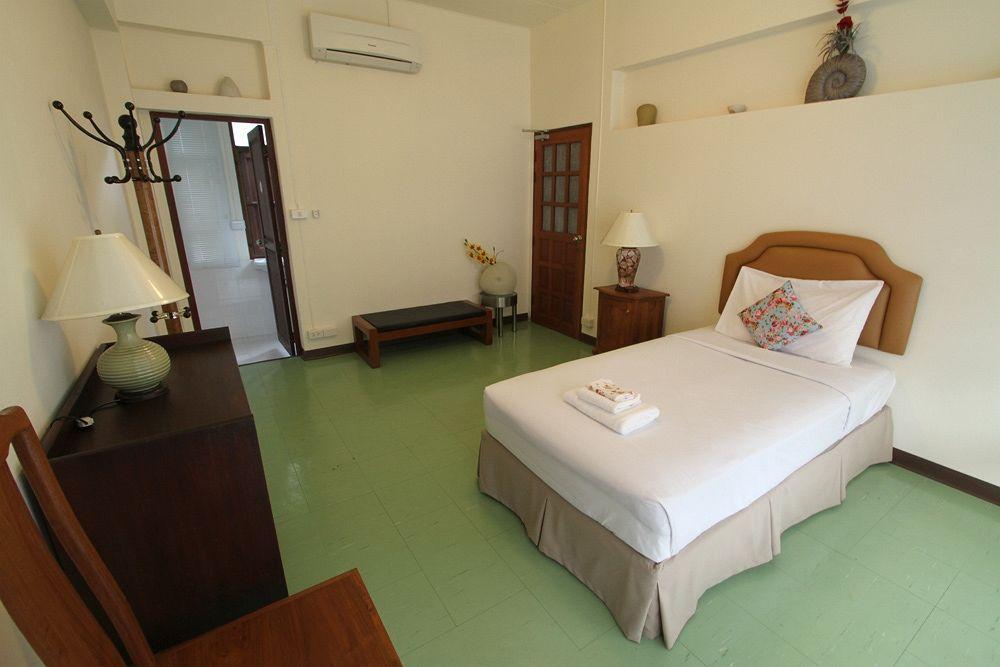 Fullrich Lanna Suite Chiang Mai Bagian luar foto