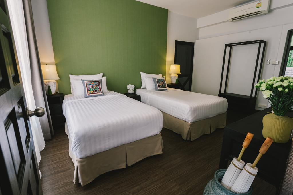 Fullrich Lanna Suite Chiang Mai Bagian luar foto