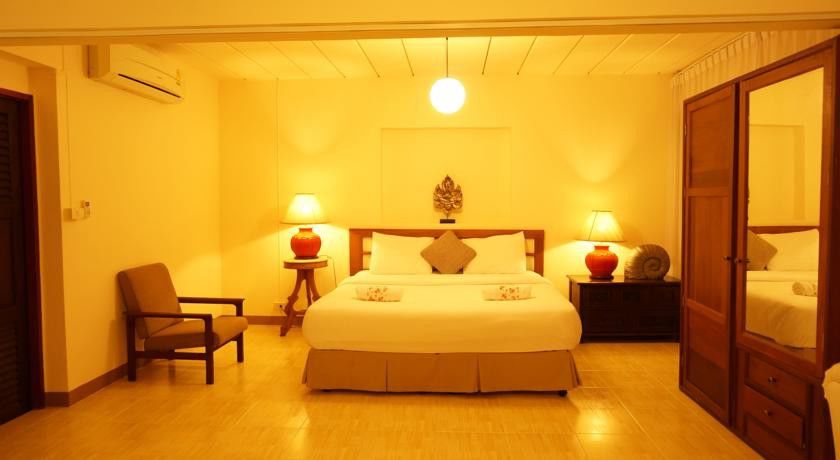 Fullrich Lanna Suite Chiang Mai Bagian luar foto